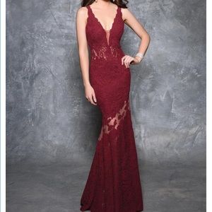Burgundy Nina Canacci mermaid lace prom dress!